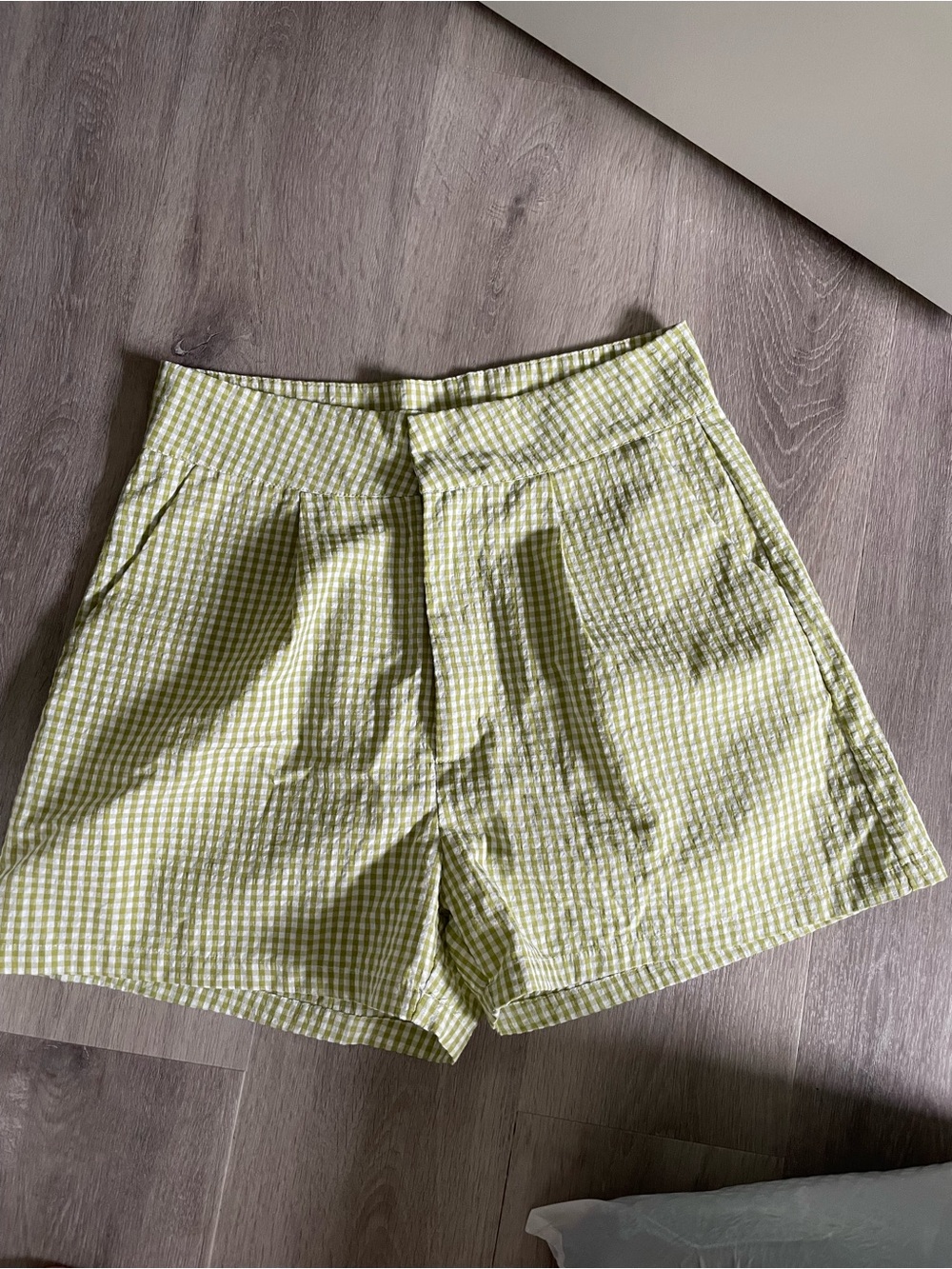Women’s Light Green Gingham High-Waist Shorts - Picture 1 of 1